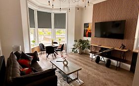No1,Luxury 1 Bed Apartment